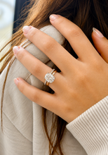 Load image into Gallery viewer, Oval cut Moissanite And Round Cut Sides Engagement Ring And Matching Band 14k Solid Yellow Gold Bridal Ring Solitaire Wedding Ring 5.20ctw
