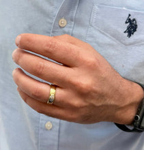 Load image into Gallery viewer, Round Cut CVD Diamonds Men's Ring Set In 14K Solid Yellow Gold Men's Band Solitaire Style Men's Diamond Band 0.10ctw

