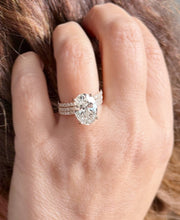 Load image into Gallery viewer, Oval Shape Diamond Engagement Ring And Two Matching Bands IGI Certified 14k Solid Yellow Gold Bridal Ring Wedding Ring 5.50ctw G-VS2
