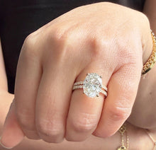 Load image into Gallery viewer, Oval Shape Moissanite And Round Cut Sides Engagement Ring And Matching Band 14k Yellow Gold Bridal Ring Solitaire Wedding Ring 5.30ctw
