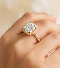 Load image into Gallery viewer, Round Cut Moissanite Engagement Ring Set In 14k Solid Yellow Gold Bridal Ring Halo Style Bridal Wedding Ring 2.50ctw
