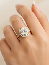 Load image into Gallery viewer, Round Cut Moissanite Engagement Ring Set In 14k Solid Yellow Gold Bridal Ring Halo Style Bridal Wedding Ring 2.50ctw
