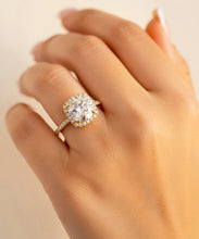 Load image into Gallery viewer, Round Cut Moissanite Engagement Ring Set In 14k Solid Yellow Gold Bridal Ring Halo Style Bridal Wedding Ring 2.50ctw
