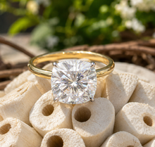 Load image into Gallery viewer, IGI Certified Cushion Cut Diamond Engagement Ring Solitaire Wedding Ring Four Prong Bridal Ring 14K Solid Yellow Gold Propose Ring 4.00ct
