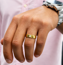 Load image into Gallery viewer, Round Cut CVD Diamonds Men's Ring Set In 14K Solid Yellow Gold Men's Band Solitaire Style Men's Diamond Band 0.10ctw
