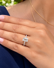 Load image into Gallery viewer, Emerald And Baguettes Cut Diamond Engagement Ring IGI Certified 14k Solid White or Yellow Gold Bridal Ring Wedding Ring 2.30ctw F-VS2
