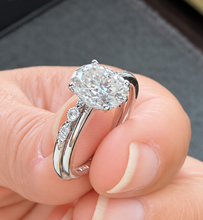Load image into Gallery viewer, Oval Shape Moissanite And Round Cut Sides Engagement Ring And Matching Band 14k Solid White Gold Bridal Ring Solitaire Wedding Ring 3.15ctw
