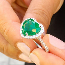 Load image into Gallery viewer, Heart Shape Simulated Green Emerald And Round Cut CVD Diamonds Ring Set In 14k Solid White Gold Bridal Ring Halo Wedding Ring For Her 4.00ct
