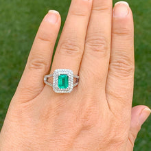 Load image into Gallery viewer, 14k Solid White Gold Simulated Green Emerald And CVD Round Cut Diamonds Ring Split Shank Wedding Ring Double Halo Bridal Engagement 2.80ctw
