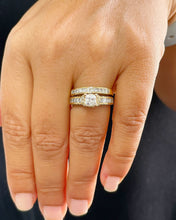 Load image into Gallery viewer, Princess And Round Cut Diamond Engagement Ring And Matching Band Bridal Ring IGI Certified 14k Solid Yellow Gold Wedding Set 3.00ct F-VS2
