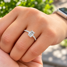 Load image into Gallery viewer, Emerald Moissanite &amp; Baguette Engagement Ring 14K Gold 2.30 CTW
