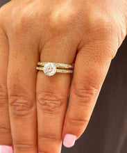 Load image into Gallery viewer, 14k Solid Yellow Gold Round Cut Natural Diamond Engagement Ring And Band 1.50ctw
